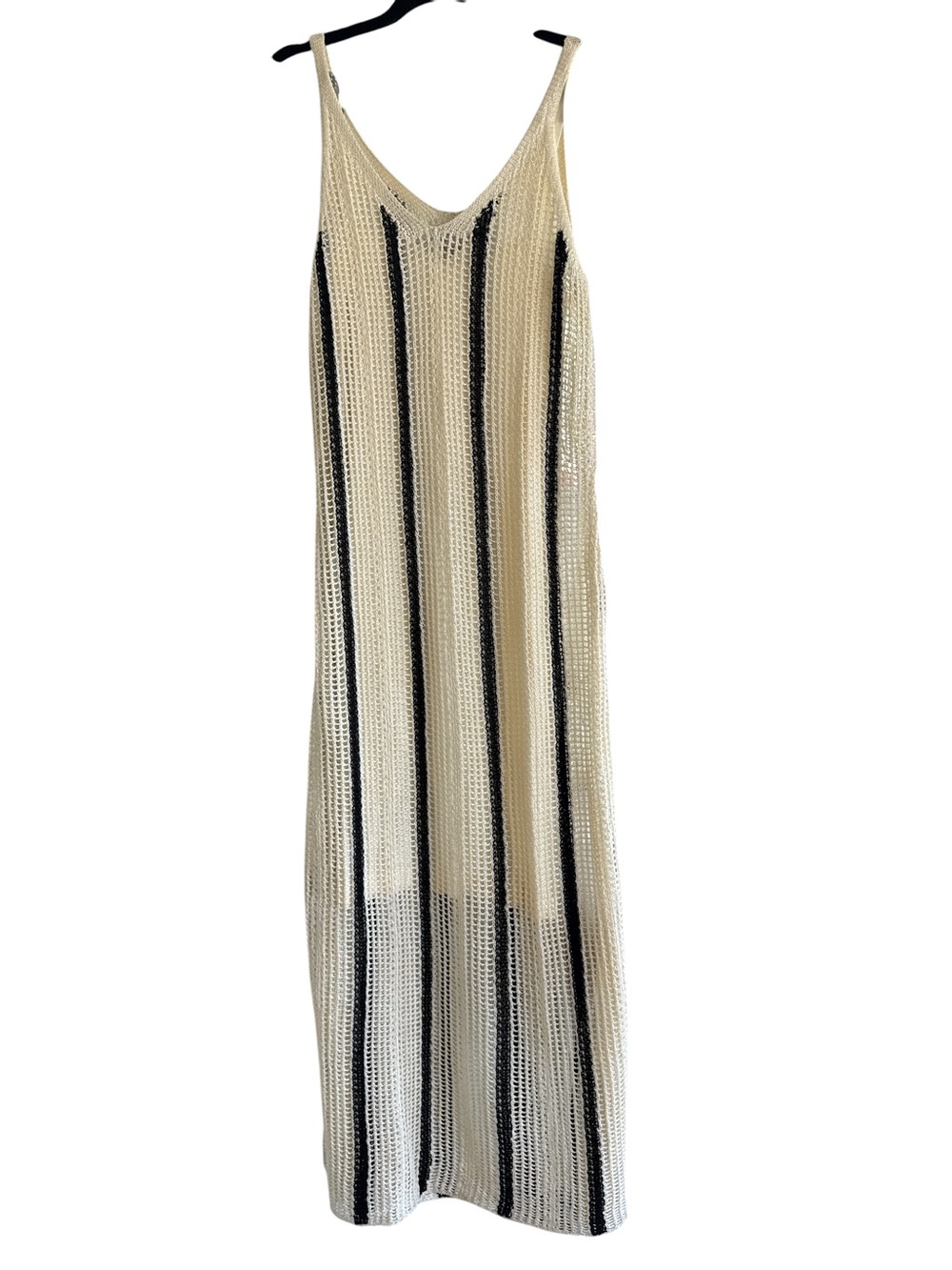 a new day Cream Maxi Dress with Black Vertical Stripes Length 52”
PTP 37”